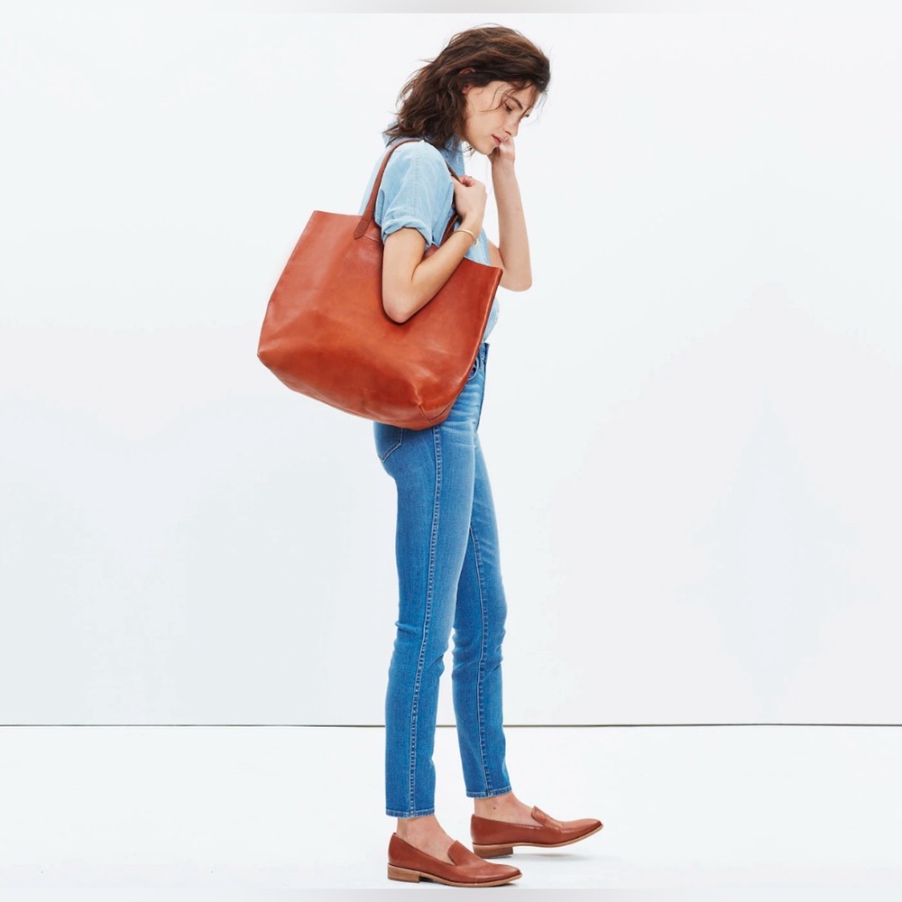 Madewell The Transport Tote - English Saddle color 100% leather